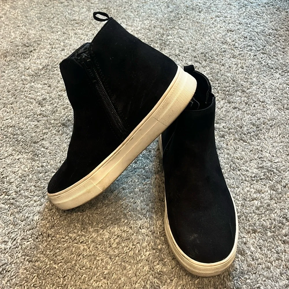 GAP sneaker booties